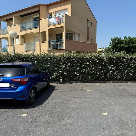3 Vue Piscine Parking Clim * ヴィア